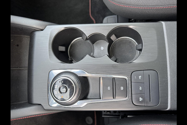 Ford Kuga 2.5 PHEV ST-Line 225pk | Winterpack | Panorama Dak | SYNC 3 Navigatie | Privacy Glass