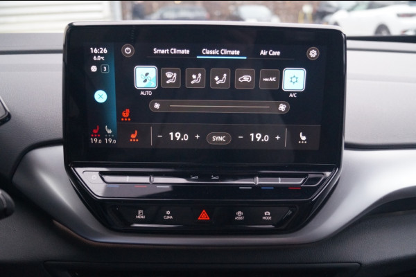 Volkswagen ID.4 First 77kWh NAVI-LED-ECC-TREKHAAK-