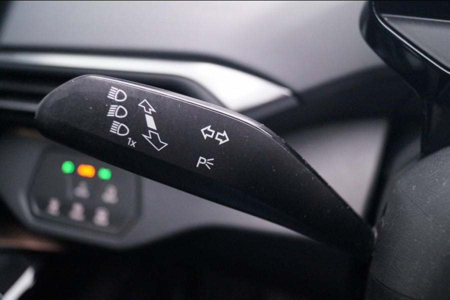 Volkswagen ID.4 First 77kWh NAVI-LED-ECC-TREKHAAK-