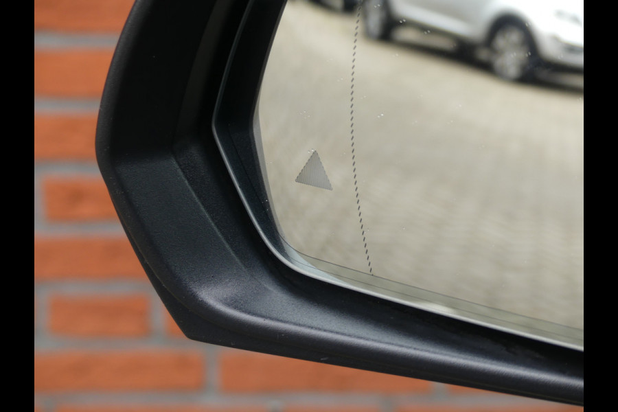 Mercedes-Benz V-Klasse 250d Lang Dubbel Cabine Led/Leer/Trekhaak/PDC