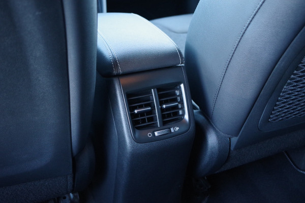 Kia Niro 1.6 GDi PHEV DynamicLine, Climate Control, Keyless, Camera, Carplay