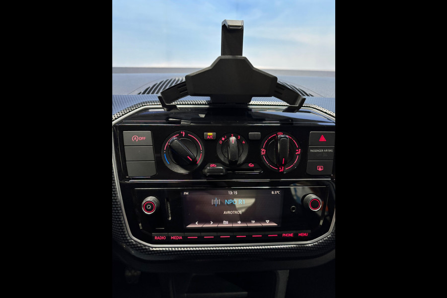 Volkswagen up! 1.0 BMT move up! Airco | Cruise | Camera | PDC