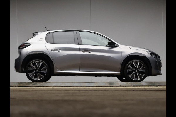 Peugeot 208 1.2 PureTech GT-line (APPLE CARPLAY,CAMERA,LED,NAVI,CRUISE,CLIMATE,SPORTSTOELEN,GETINT,LM VELGEN,NETTESTAAT)