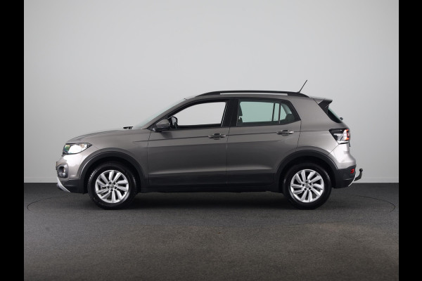 Volkswagen T-Cross 1.0 TSI Life | Navigatie | Parkeersensoren | Adaptieve cruise control | Trekhaak |