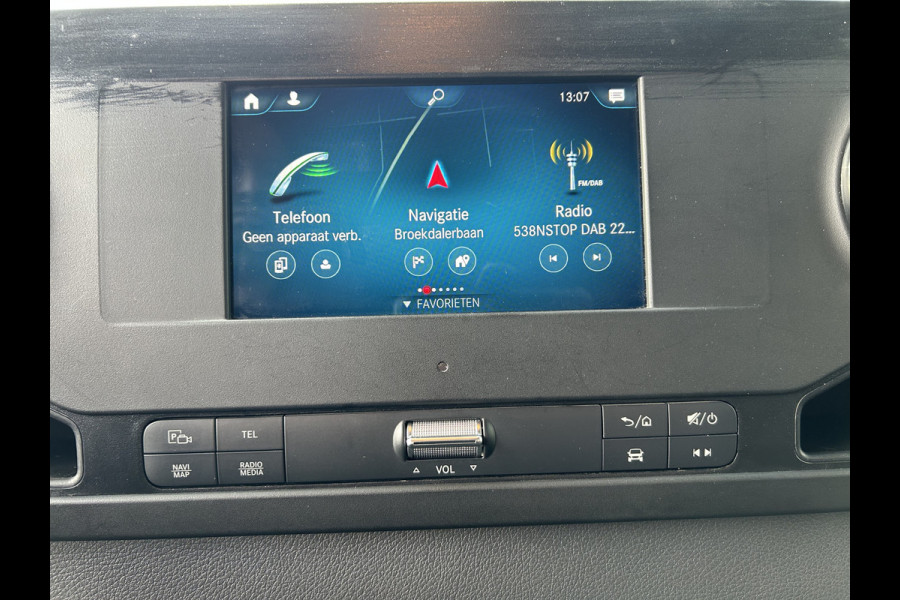 Mercedes-Benz Sprinter 317 CDI L2 H2 MBUX / Trekhaak / Camera / Parkeersensoren / Navigatie / Airco / 270 Graden achterdeuren