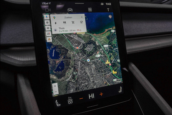 Polestar 2 Long Range Single Motor 78 kWh Pano 360 ° Pilot ACC Alcantara Stuurverwarming Memory seats Stoelverwarming voor & achter LM velgen