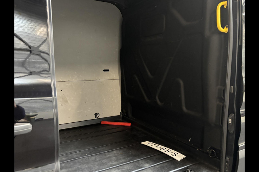 Ford Transit 330 2.0 TDCI L3H2 Trend Airco Navi Bluetooth Camera V+A DAB+ Cruise Control