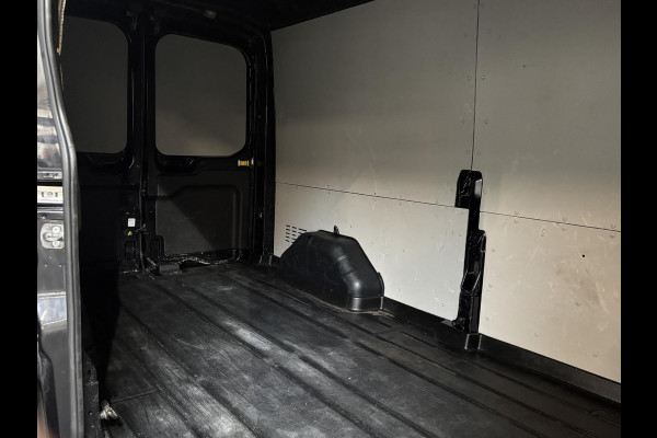 Ford Transit 330 2.0 TDCI L3H2 Trend Airco Navi Bluetooth Camera V+A DAB+ Cruise Control