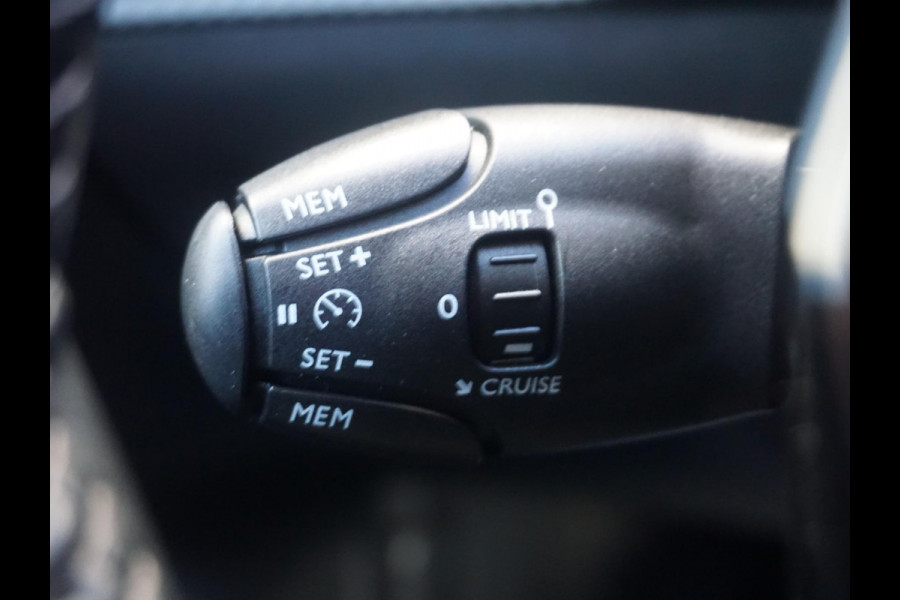 Peugeot e-208 EV Allure Première 50 kWh