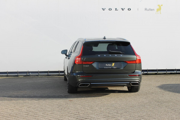 Volvo V60 T6 350PK Automaat Recharge AWD Inscription Panoramisch schuif-kanteldak / Semi elektrisch wegklapbare trekhaak / DAB+ / Apple Carplay / Lederen bekleding / 360graden camera