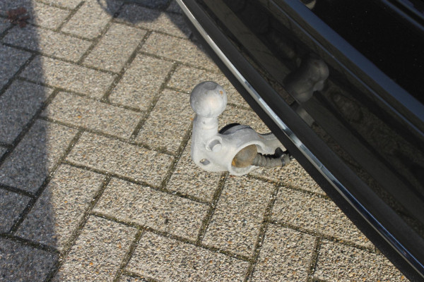 Volvo V60 T6 350PK Automaat Recharge AWD Inscription Panoramisch schuif-kanteldak / Semi elektrisch wegklapbare trekhaak / DAB+ / Apple Carplay / Lederen bekleding / 360graden camera