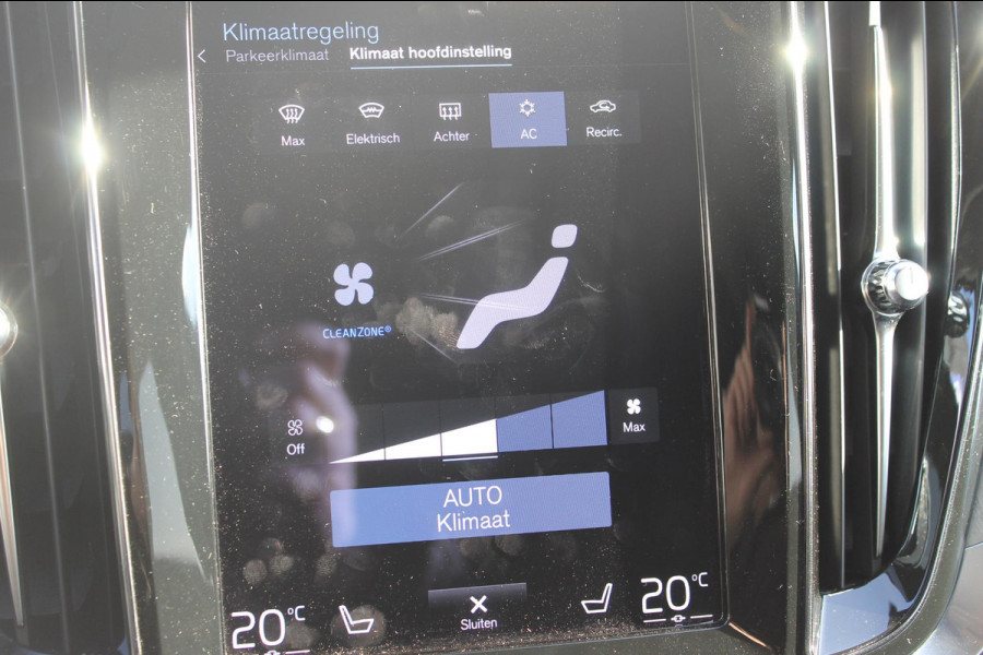 Volvo V60 T6 350PK Automaat Recharge AWD Inscription Panoramisch schuif-kanteldak / Semi elektrisch wegklapbare trekhaak / DAB+ / Apple Carplay / Lederen bekleding / 360graden camera