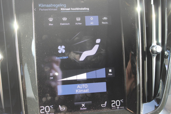 Volvo V60 T6 350PK Automaat Recharge AWD Inscription Panoramisch schuif-kanteldak / Semi elektrisch wegklapbare trekhaak / DAB+ / Apple Carplay / Lederen bekleding / 360graden camera
