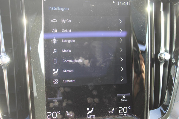 Volvo V60 T6 350PK Automaat Recharge AWD Inscription Panoramisch schuif-kanteldak / Semi elektrisch wegklapbare trekhaak / DAB+ / Apple Carplay / Lederen bekleding / 360graden camera