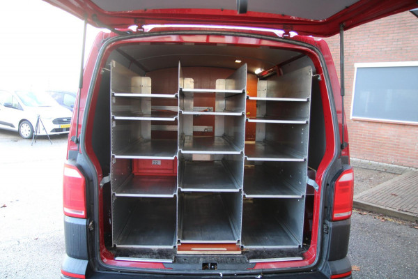 Volkswagen Transporter 2.0 TDI L1H1 Comfortline / 150PK Automaat / Klep / inrichting laadruimte