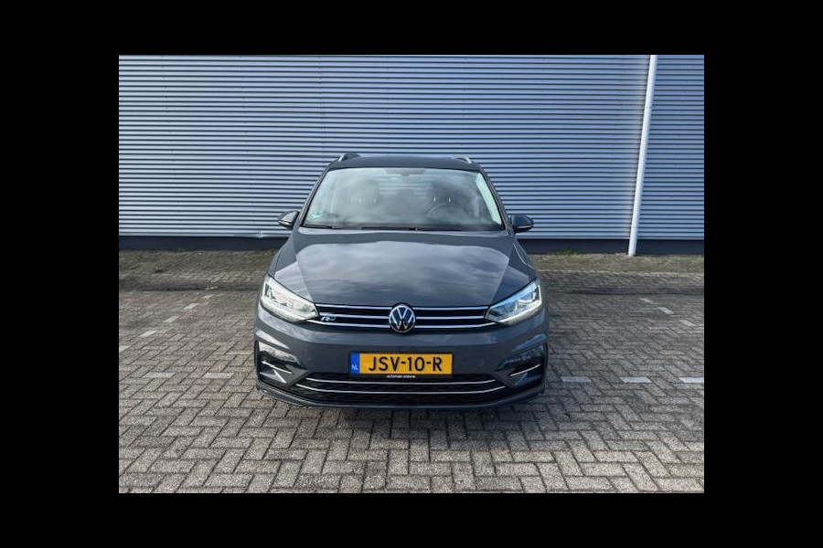 Volkswagen Touran 1.5 TSI R-Line Exclusive 7p,afn.Trekhaak,Navigatie,parkeersensoren/Camera,stoelverwarming,