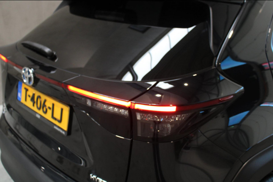 Toyota Yaris Cross 1.5 Hybrid Dynamic Camera/Navi/Cruise Rijklaar incl bovag garantie