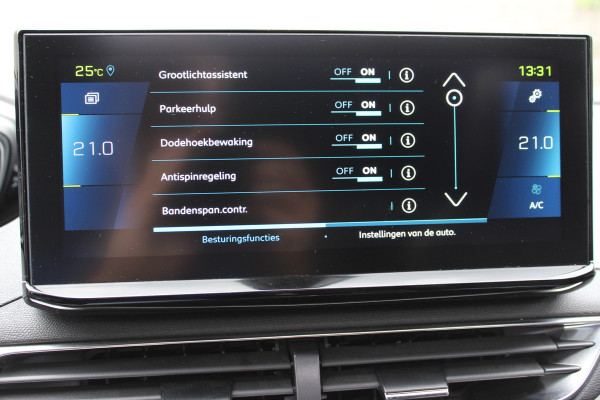 Peugeot 3008 1.6 HYbrid 225 GT | Panoramadak | All-season | BLIS | Adaptieve Cruise | Navigatie