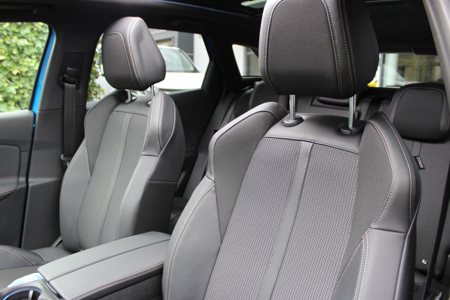 Peugeot 3008 1.6 HYbrid 225 GT | Panoramadak | All-season | BLIS | Adaptieve Cruise | Navigatie
