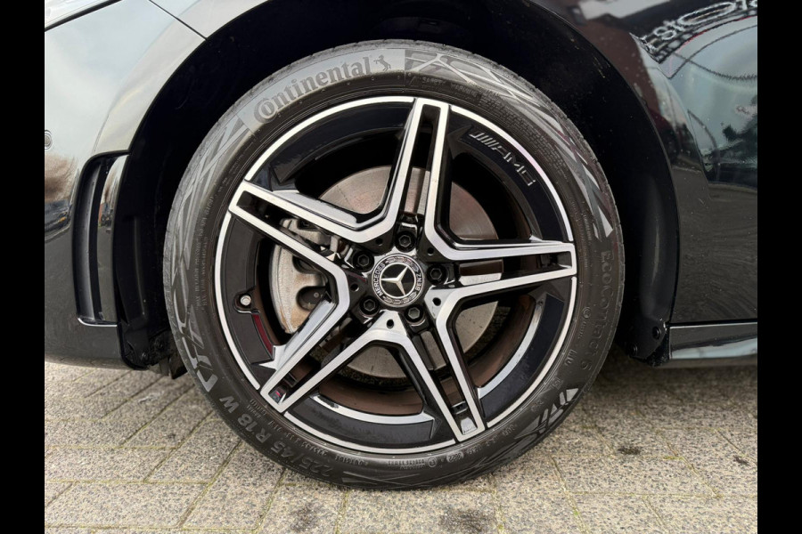 Mercedes-Benz A-Klasse 250 e AMG pakket Panorama