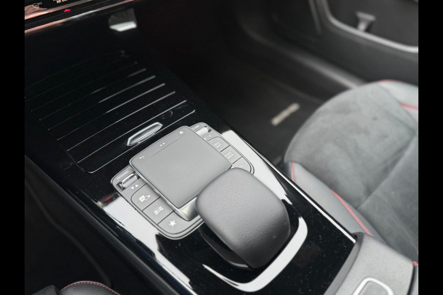 Mercedes-Benz A-Klasse 250 e AMG pakket Panorama