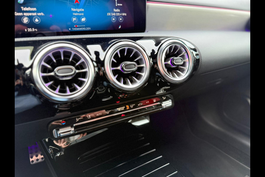 Mercedes-Benz A-Klasse 250 e AMG pakket Panorama