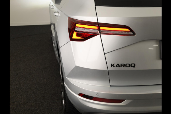 Škoda Karoq 1.5 TSI ACT Sportline Business 150pk | Parkeercamera achter | 18 inch Lichtmetalen velgen | Climatronic |