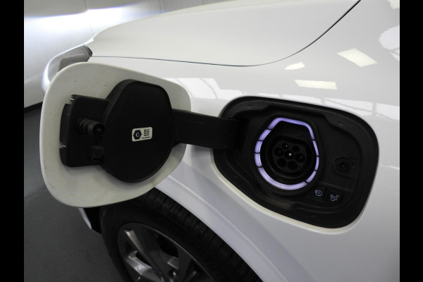 Ford Kuga 2.5 PHEV Plug-In ST-Line X TREKH./NAVI/HEAD-UP/LED/B&O/18"LMV!