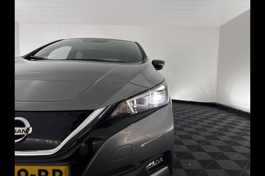 Nissan Leaf e+ Tekna 62 kWh {SOH-93%} (INCL.BTW) Aut.*LEATHER-MICROFIBRE | FULL-LED | ADAPTIVE-CRUISE | BOSE-AUDIO | TOP-VIEW | DAB | KEYLESS | NAVI-FULLMAP | DAB | HEATED-COMFORTSEATS | BLIND-SPOT | PRIVACY-GLASS | 17''ALU*