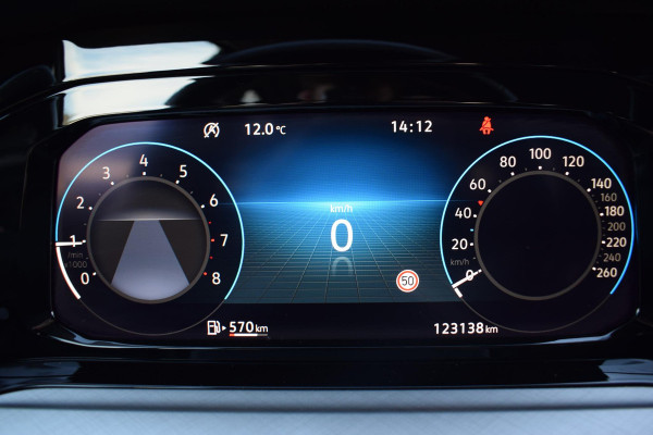 Volkswagen Golf Variant 1.0 TSI Life | Apple CarPlay | ACC | Climate | 17” LM | NAP