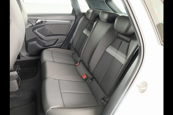 Audi A3 Sportback 35 TFSI Advanced edition 150 pk | Navigatie | Parkleersensoren achter | Adaptieve cruise control | Matrix LED koplampen | Apple Carplay/Android Auto |