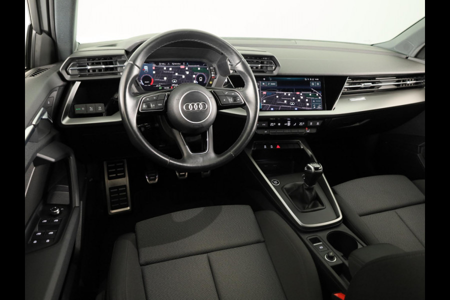 Audi A3 Sportback 35 TFSI Advanced edition 150 pk | Navigatie | Parkleersensoren achter | Adaptieve cruise control | Matrix LED koplampen | Apple Carplay/Android Auto |