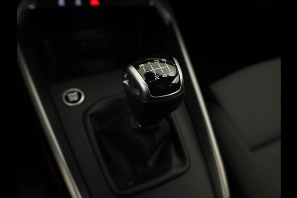 Audi A3 Sportback 35 TFSI Advanced edition 150 pk | Navigatie | Parkleersensoren achter | Adaptieve cruise control | Matrix LED koplampen | Apple Carplay/Android Auto |