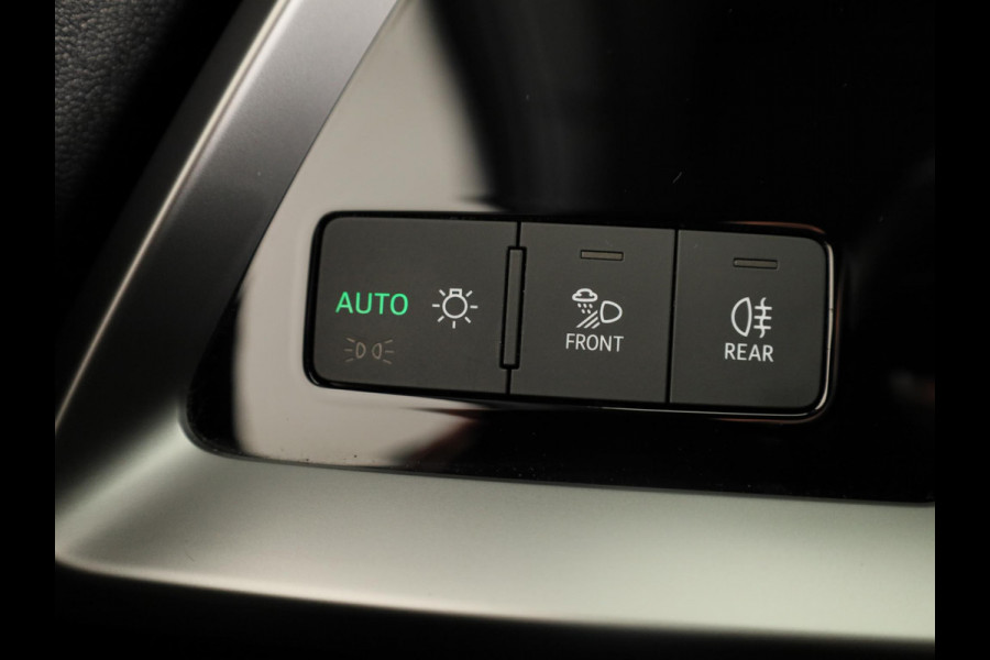 Audi A3 Sportback 35 TFSI Advanced edition 150 pk | Navigatie | Parkleersensoren achter | Adaptieve cruise control | Matrix LED koplampen | Apple Carplay/Android Auto |