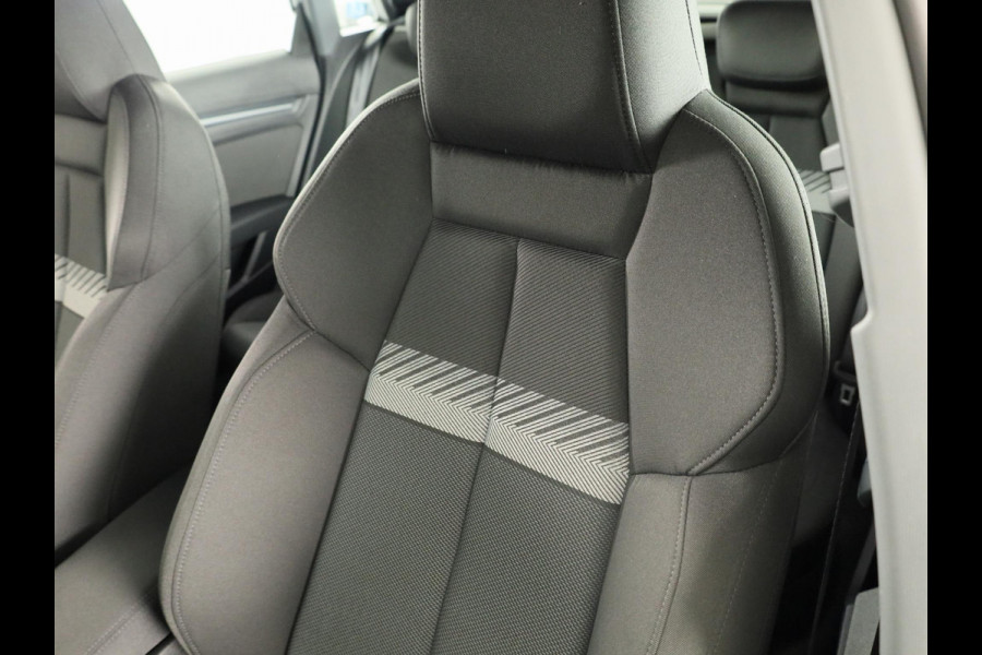 Audi A3 Sportback 35 TFSI Advanced edition 150 pk | Navigatie | Parkleersensoren achter | Adaptieve cruise control | Matrix LED koplampen | Apple Carplay/Android Auto |