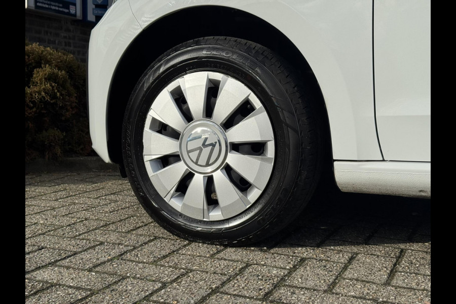 Volkswagen up! 1.0 | Executive + Winter pakket | Stoelverw., DAB, Camera, Airco, Cruise | Dealeronderhouden |