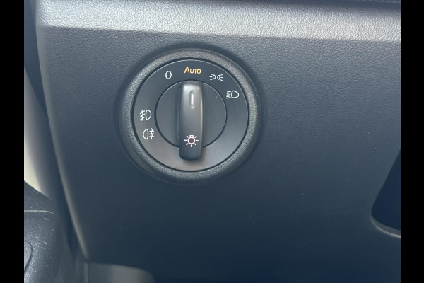 Volkswagen up! 1.0 | Executive + Winter pakket | Stoelverw., DAB, Camera, Airco, Cruise | Dealeronderhouden |