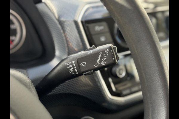 Volkswagen up! 1.0 | Executive + Winter pakket | Stoelverw., DAB, Camera, Airco, Cruise | Dealeronderhouden |