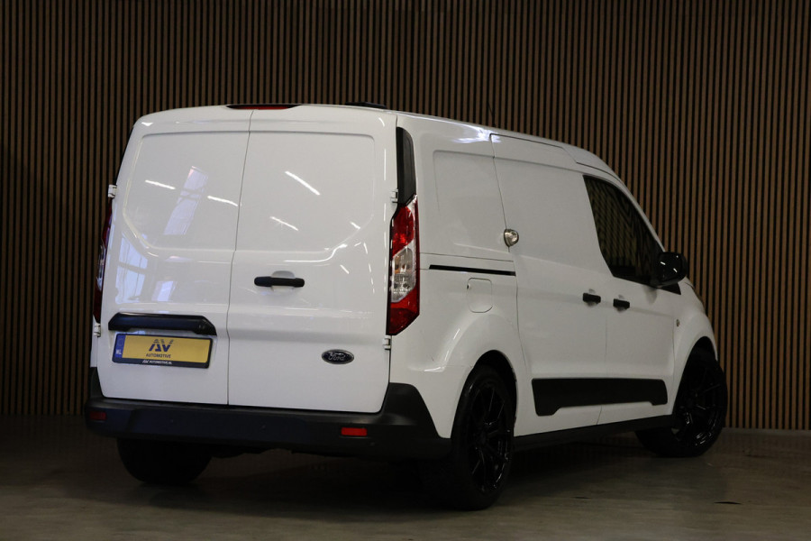 Ford Transit Connect 1.5 EcoBlue L2 120 PK | CarPlay | Camera | Stoelverwarming | Betimmering | PDC V+A | 3-Zitter | Airco | Nieuwe APK | Dealer onderhouden | Euro 6