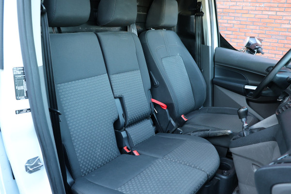 Ford Transit Connect 1.5 EcoBlue L2 120 PK | CarPlay | Camera | Stoelverwarming | Betimmering | PDC V+A | 3-Zitter | Airco | Nieuwe APK | Dealer onderhouden | Euro 6