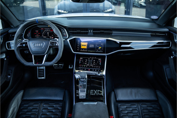 Audi RS6 C8 Avant 4.0 TFSI Quattro 740PK - RS Dynamic+ | 25jahre | Akrapovic | Keramisch | 3D Camera