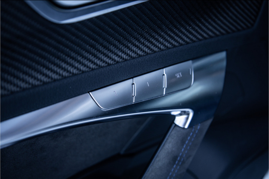 Audi RS6 C8 Avant 4.0 TFSI Quattro 740PK - RS Dynamic+ | 25jahre | Akrapovic | Keramisch | 3D Camera