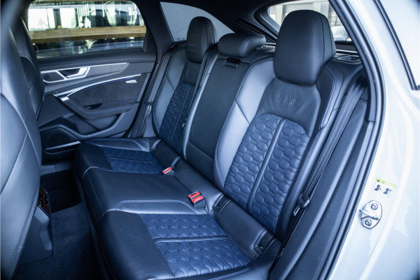 Audi RS6 C8 Avant 4.0 TFSI Quattro 740PK - RS Dynamic+ | 25jahre | Akrapovic | Keramisch | 3D Camera