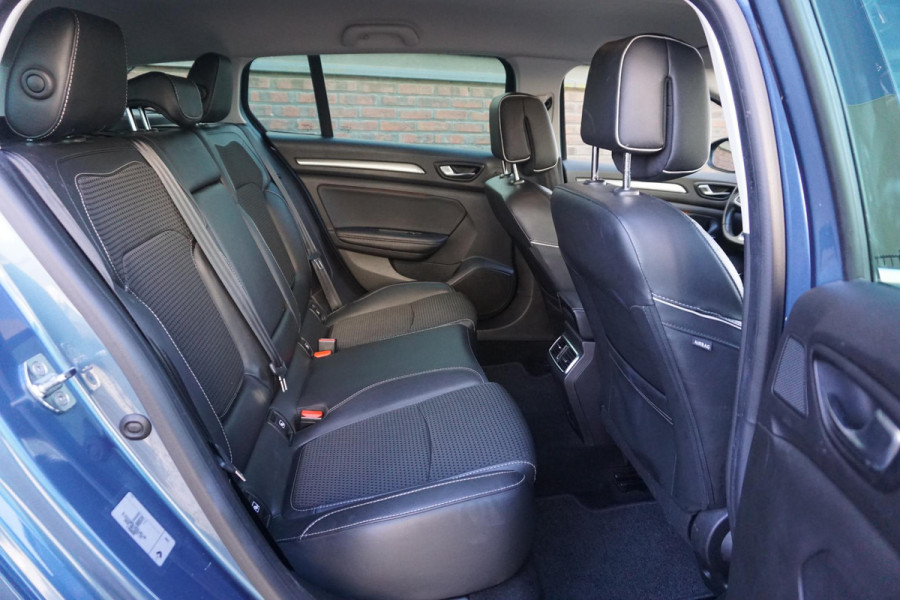 Renault Mégane Estate 1.2 TCe 130PK Bose/Trekhaak/17Inch.LMV/ Nette auto!