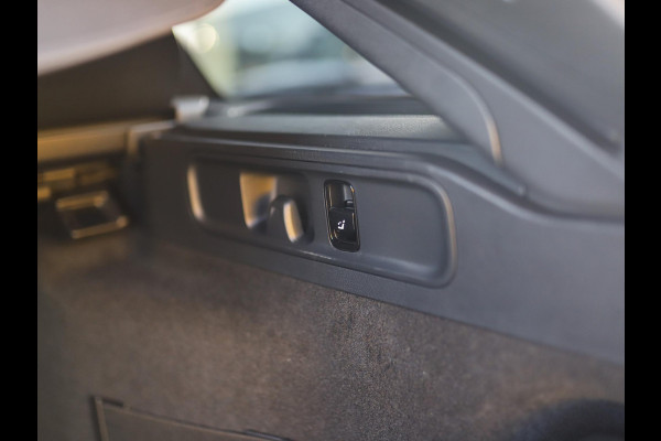 Mercedes-Benz C-Klasse Estate 300 e Business Solution AMG | Massage | Leder | Camera | Pano | Burmester