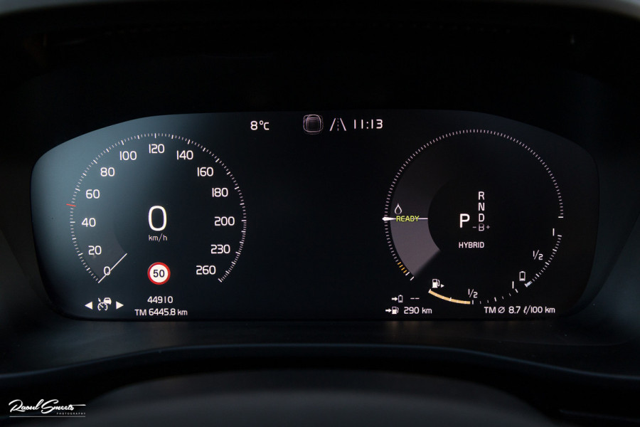 Volvo XC40 1.5 T4 Recharge R-Design Plug-in hybrid | Adaptieve cruise | Panorama dak | 360 Camera |
