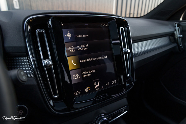 Volvo XC40 1.5 T4 Recharge R-Design Plug-in hybrid | Adaptieve cruise | Panorama dak | 360 Camera |