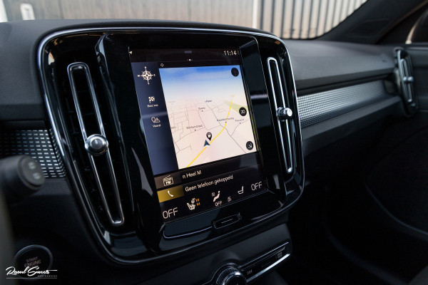 Volvo XC40 1.5 T4 Recharge R-Design Plug-in hybrid | Adaptieve cruise | Panorama dak | 360 Camera |