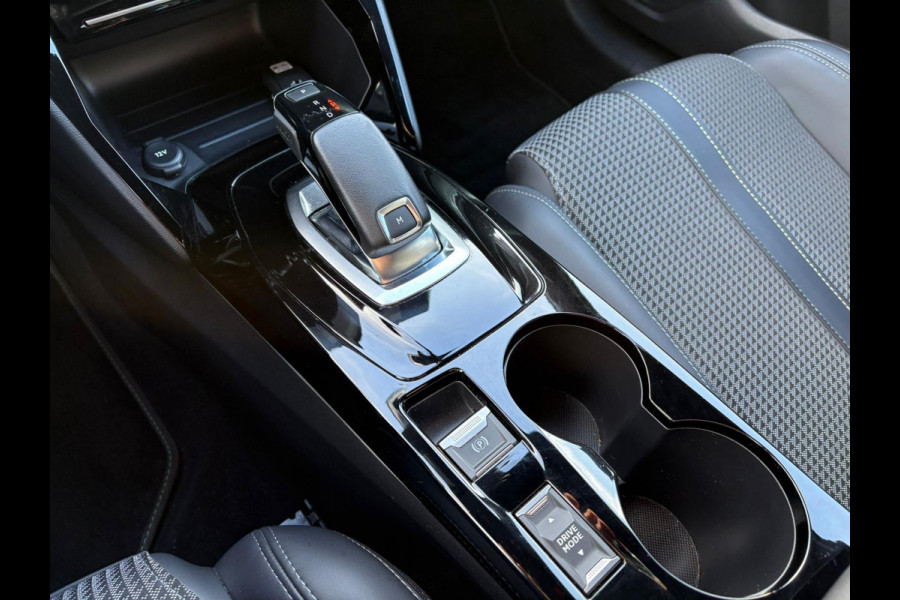 Peugeot 208 1.2 PureTech GT AUTOMAAT GATANTIE