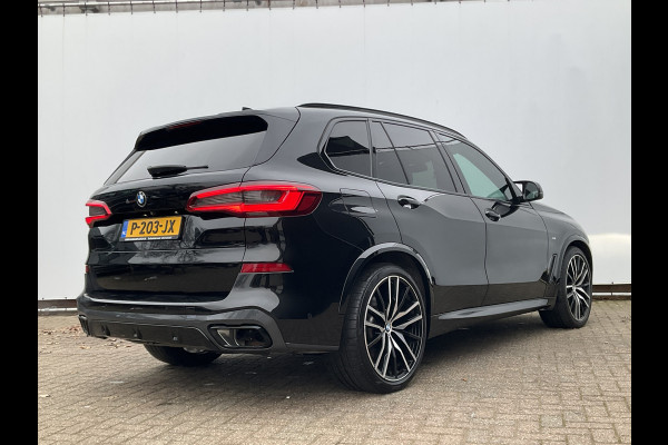 BMW X5 xDrive40i High Executive M-Sport Trekhaak HUD Pano B&W Luchtvering Stoelverw+Ventilatie Leer BOMVOL!